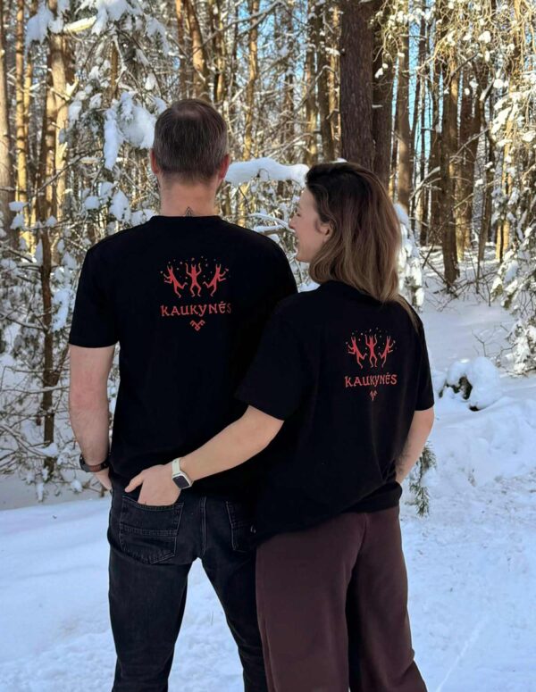 002 Kaukynes T shirt juodas