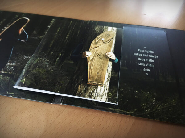 04 agota kur giria uzejo cd digisleeve inside