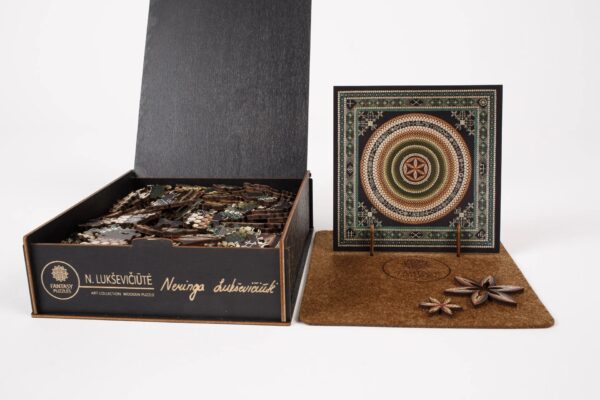 Medine delione baltu saule neringa lukoseviciute