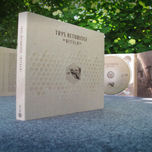 Trys keturiose bitela cd digipak